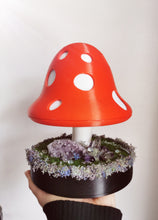 Load image into Gallery viewer, Toadstool light (red)