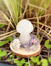Load image into Gallery viewer, Teeny mouse under mushroom