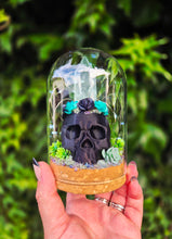 Load image into Gallery viewer, Skull dome with Prasiolite crystal
